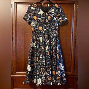 Magnolia Park Women’s Spooky Black and Orange Dress Size Small